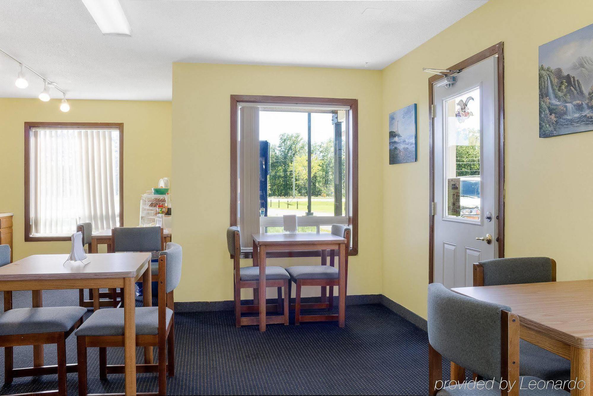 Rodeway Inn Pine River Екстериор снимка