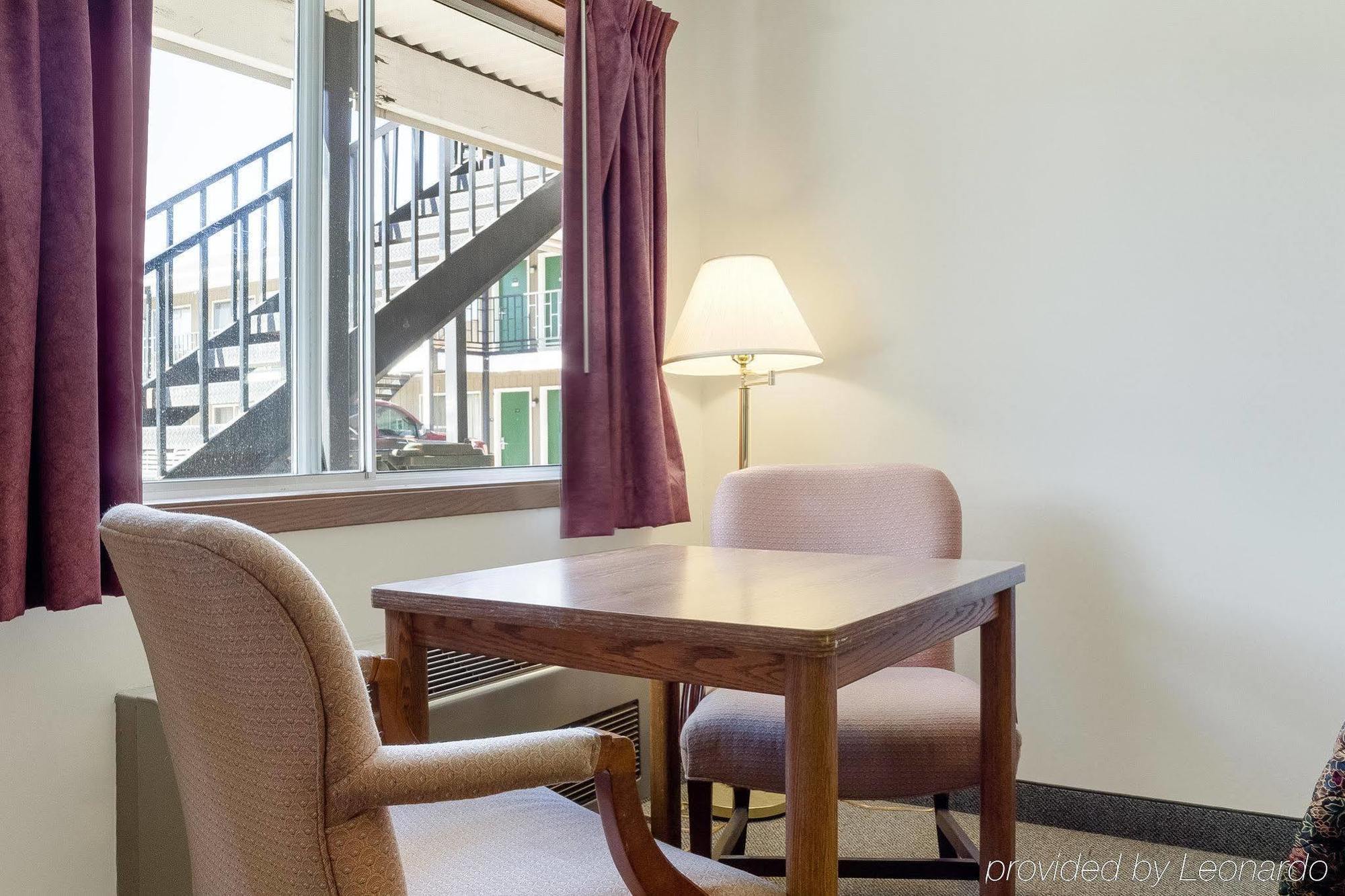Rodeway Inn Pine River Екстериор снимка