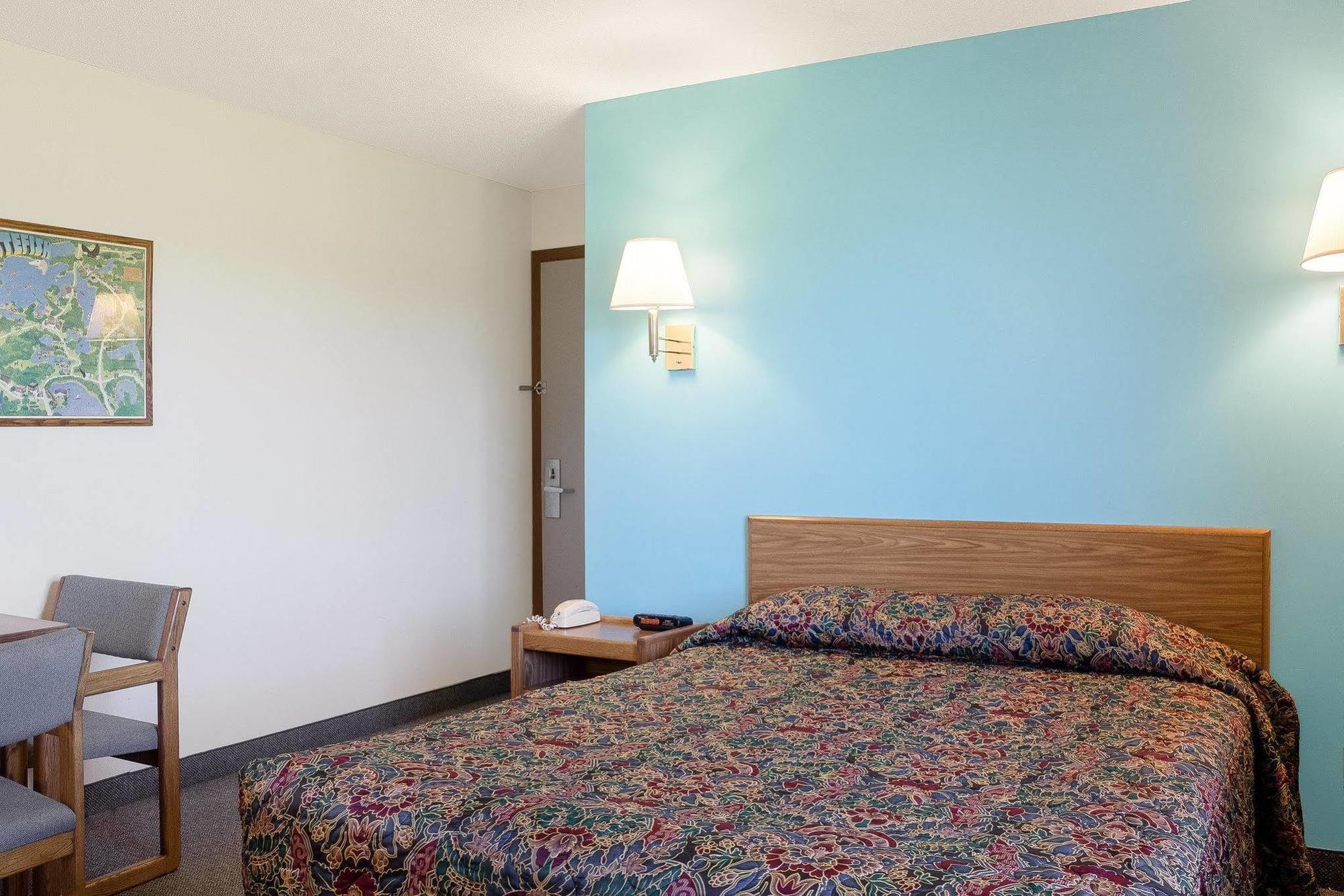 Rodeway Inn Pine River Екстериор снимка